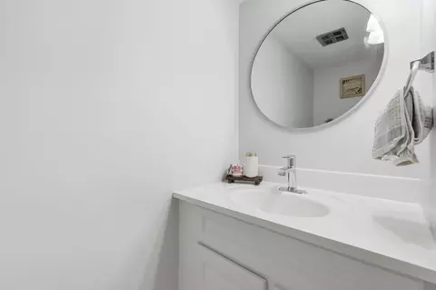 41 Jamestown Dr #41, Springfield, MA 01108 photo 21