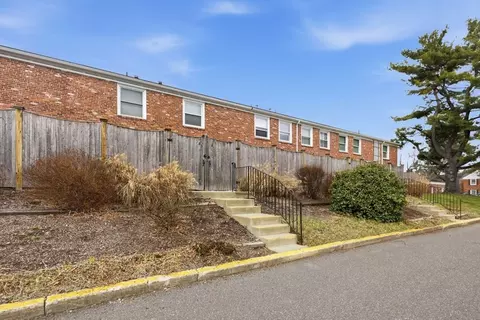 41 Jamestown Dr #41, Springfield, MA 01108 photo 39