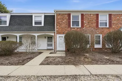 41 Jamestown Dr #41, Springfield, MA 01108 photo 2