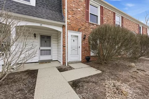41 Jamestown Dr #41, Springfield, MA 01108 photo 4