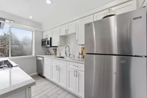 41 Jamestown Dr #41, Springfield, MA 01108 photo 13