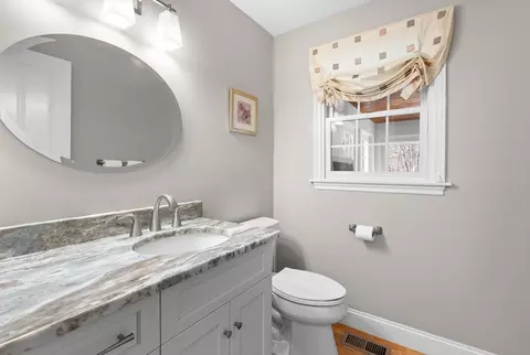 4 Davis Ln, Georgetown, MA 01833 photo 13