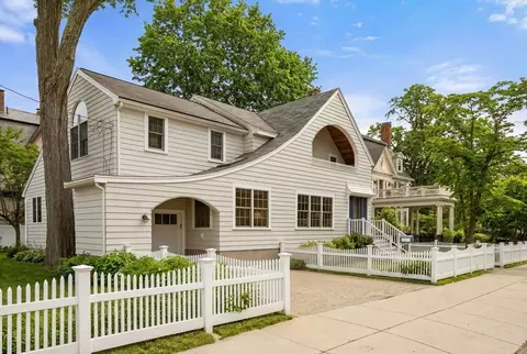 25 Eliot St # A, Jamaica Plain, MA 02130