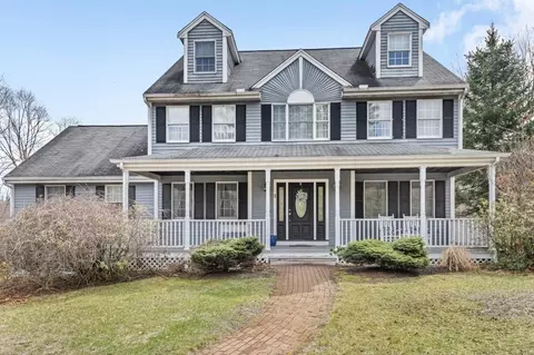 1 Whitcomb Way, North Reading, MA 01864