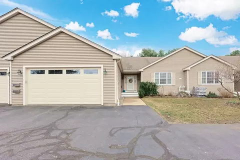 94 Mechanic St #D, Foxboro, MA 02035