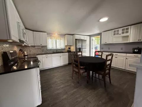 6 Riebe Ave, Webster, MA 01570 photo 12