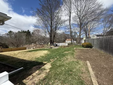 6 Riebe Ave, Webster, MA 01570 photo 6