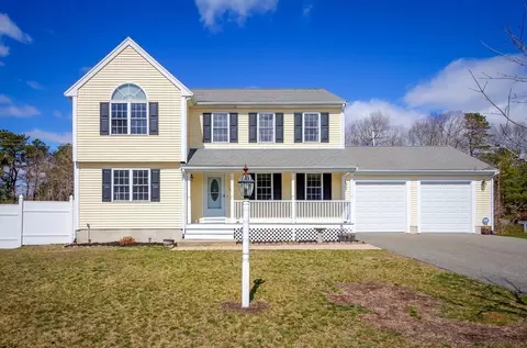 Exterior - 17 Lynne Rd, Wareham, MA 02571 photo 4 of 9