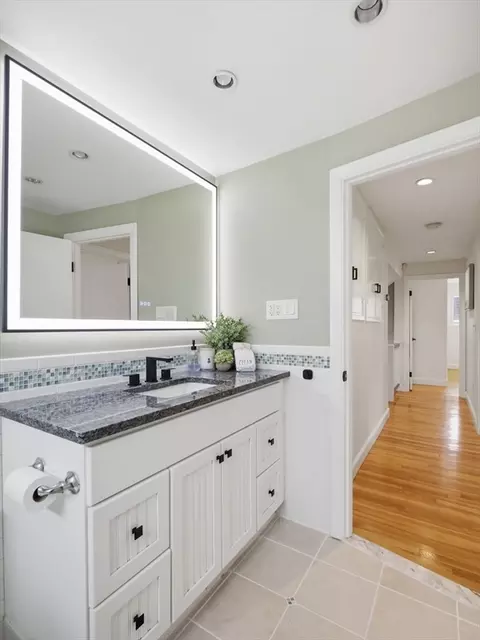 17 Daley St, Needham, MA 02494 photo 29