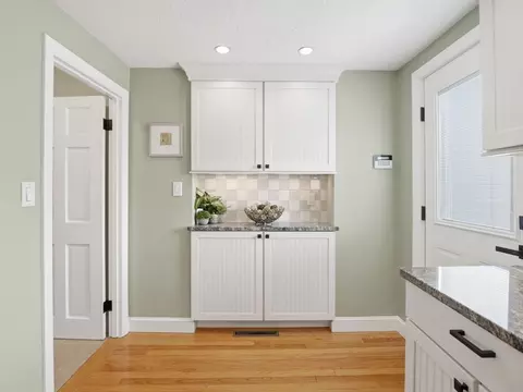 17 Daley St, Needham, MA 02494 photo 16