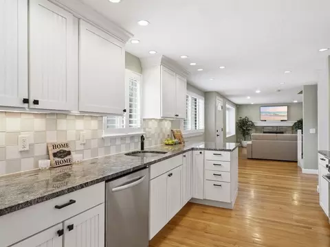 17 Daley St, Needham, MA 02494 photo 17