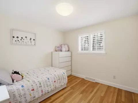 17 Daley St, Needham, MA 02494 photo 25