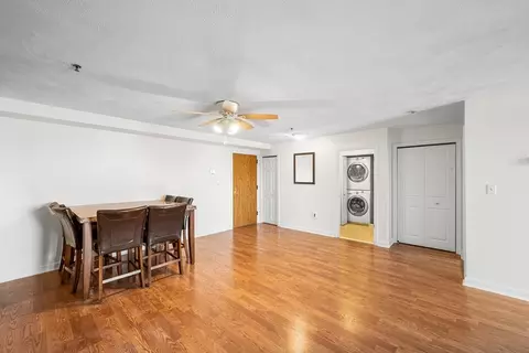 Dining - 39 Parlin St #503, Everett, MA 02149 photo 3 of 3