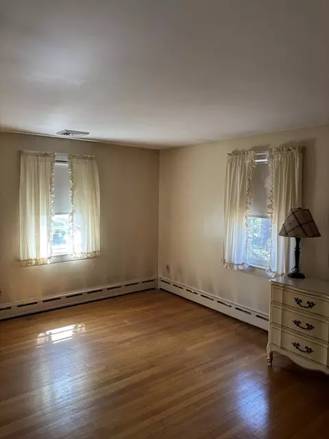 2 Savin Rd, Wakefield, MA 01880 photo 9