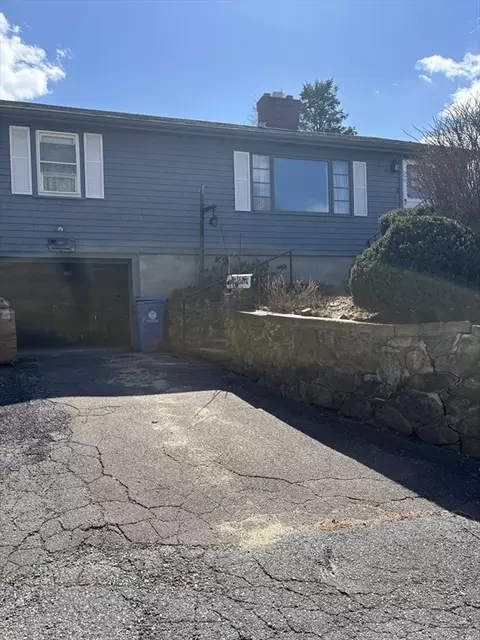 2 Savin Rd, Wakefield, MA 01880 photo 3