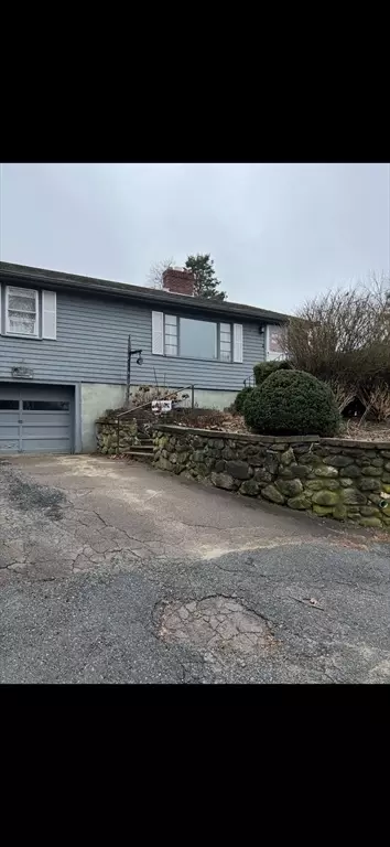 2 Savin Rd, Wakefield, MA 01880 photo 2