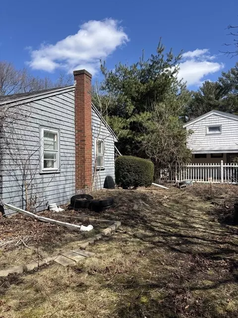 2 Savin Rd, Wakefield, MA 01880 photo 15