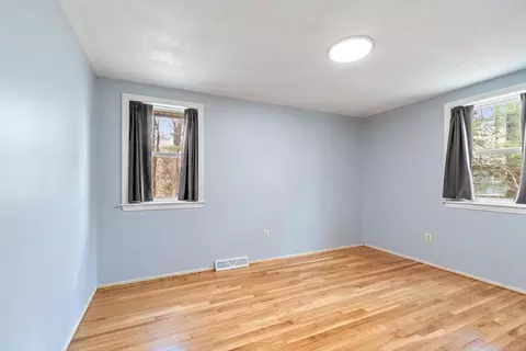 Bedroom - 20 Meadowview Rd, Georgetown, MA 01833 photo 3 of 7