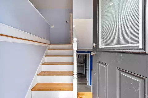 Entry Way - 20 Meadowview Rd, Georgetown, MA 01833 photo 1 of 3