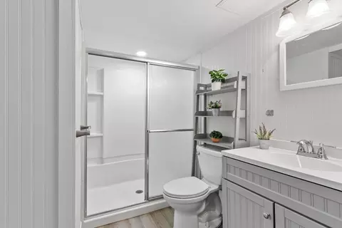 Bath - 20 Meadowview Rd, Georgetown, MA 01833 photo 2 of 2