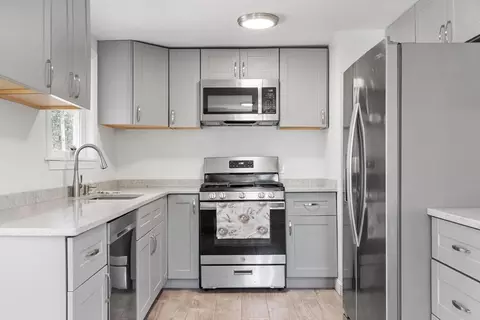 Kitchen - 20 Meadowview Rd, Georgetown, MA 01833 photo 1 of 3