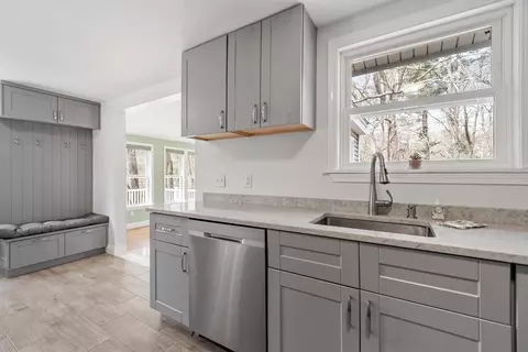 Kitchen - 20 Meadowview Rd, Georgetown, MA 01833 photo 3 of 3