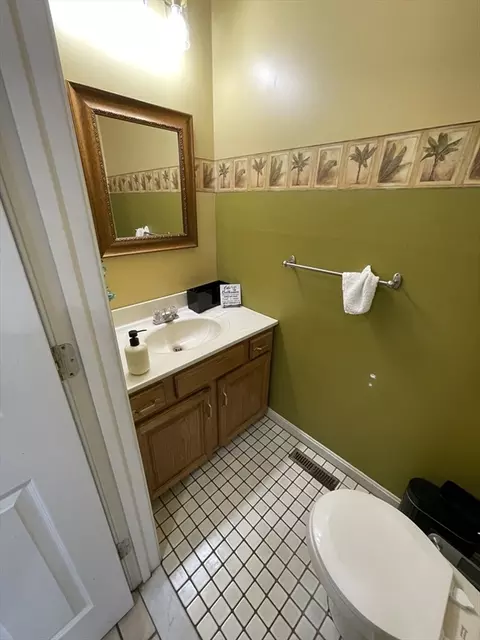 Bath - 200 Lambert Ter #41, Chicopee, MA 01020 photo 1 of 4