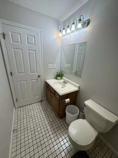 Bath - 200 Lambert Ter #41, Chicopee, MA 01020 photo 2 of 4