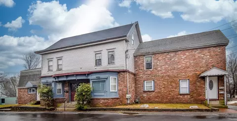 19-21 Chestnut St, Framingham, MA 01701
