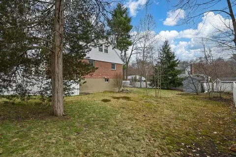 157 Pearl St, Reading, MA 01867 photo 34