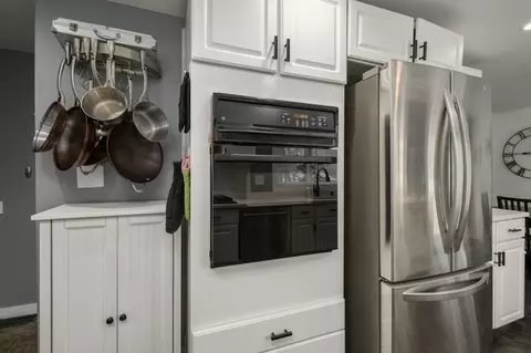 157 Pearl St, Reading, MA 01867 photo 5