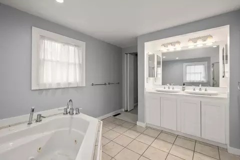 157 Pearl St, Reading, MA 01867 photo 22