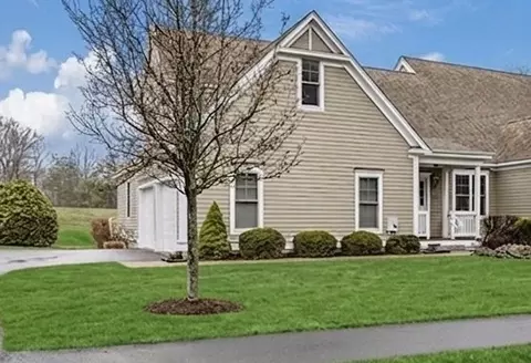 26 Sanctuary Ln #26, Hopkinton, MA 01748
