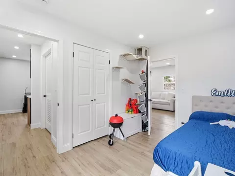 Bedroom - 63 Jasper St, Saugus, MA 01906 photo 8 of 8