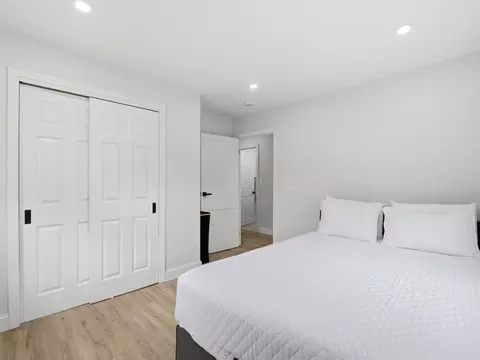 Bedroom - 63 Jasper St, Saugus, MA 01906 photo 3 of 8