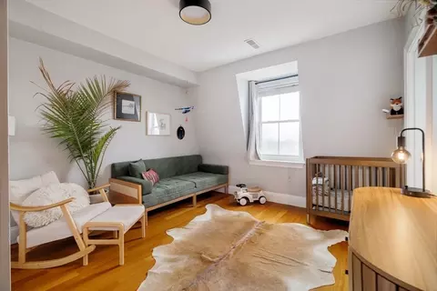 394 E 8th St #3, Boston, MA 02127 photo 9