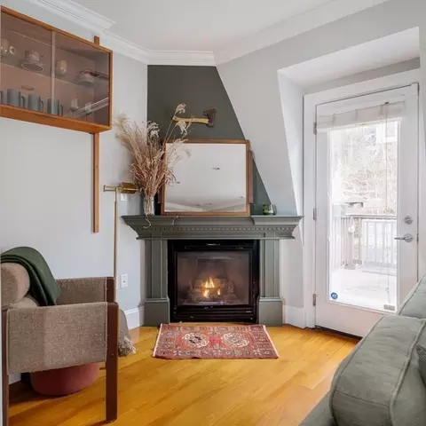 394 E 8th St #3, Boston, MA 02127 photo 8