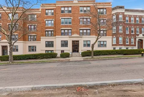 1653 Commonwealth Ave #2, Boston, MA 02135