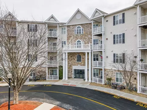 21 Hampshire Rd #306, Methuen, MA 01844