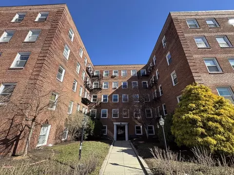 395 Broadway #L3D, Cambridge, MA 02139