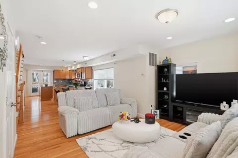 18 Winter St, Everett, MA 02149 photo 6