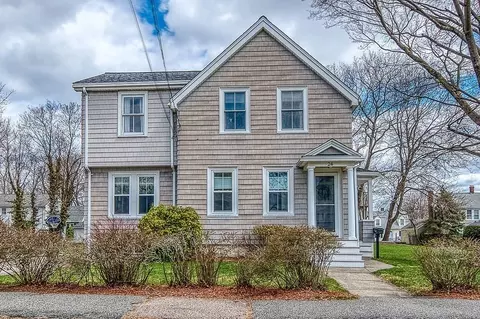 24 Phillips Ave, Norwood, MA 02062