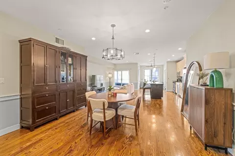 774 E 3rd St #1, Boston, MA 02127 photo 12