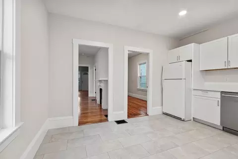 17 Everett Ave, Somerville, MA 02145 photo 6