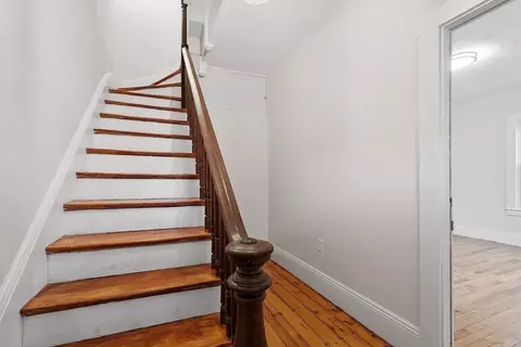 17 Everett Ave, Somerville, MA 02145 photo 9