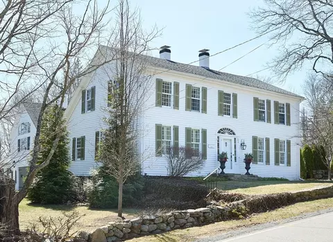 685 Highland St, Marshfield, MA 02050