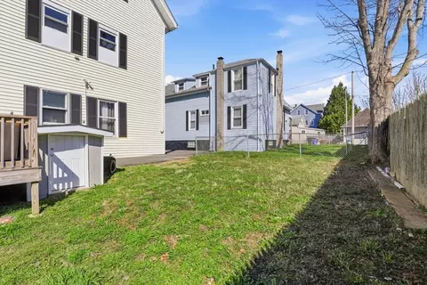Exterior - 477 Palmer St, Fall River, MA 02721 photo 3 of 10