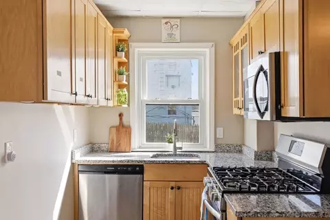 Kitchen - 477 Palmer St, Fall River, MA 02721 photo 2 of 3