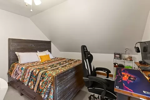 Bedroom - 37 Chase St, Beverly, MA 01915 photo 6 of 6