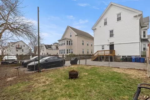 Exterior - 37 Chase St, Beverly, MA 01915 photo 7 of 8